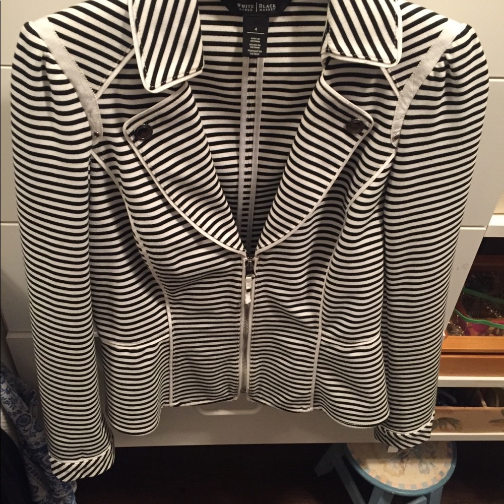 Jacket Crop zipper size 4 Black & White